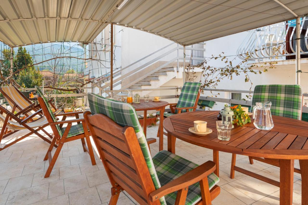 Apartments By The Sea Jelsa, Hvar - 11319 耶尔萨 外观 照片
