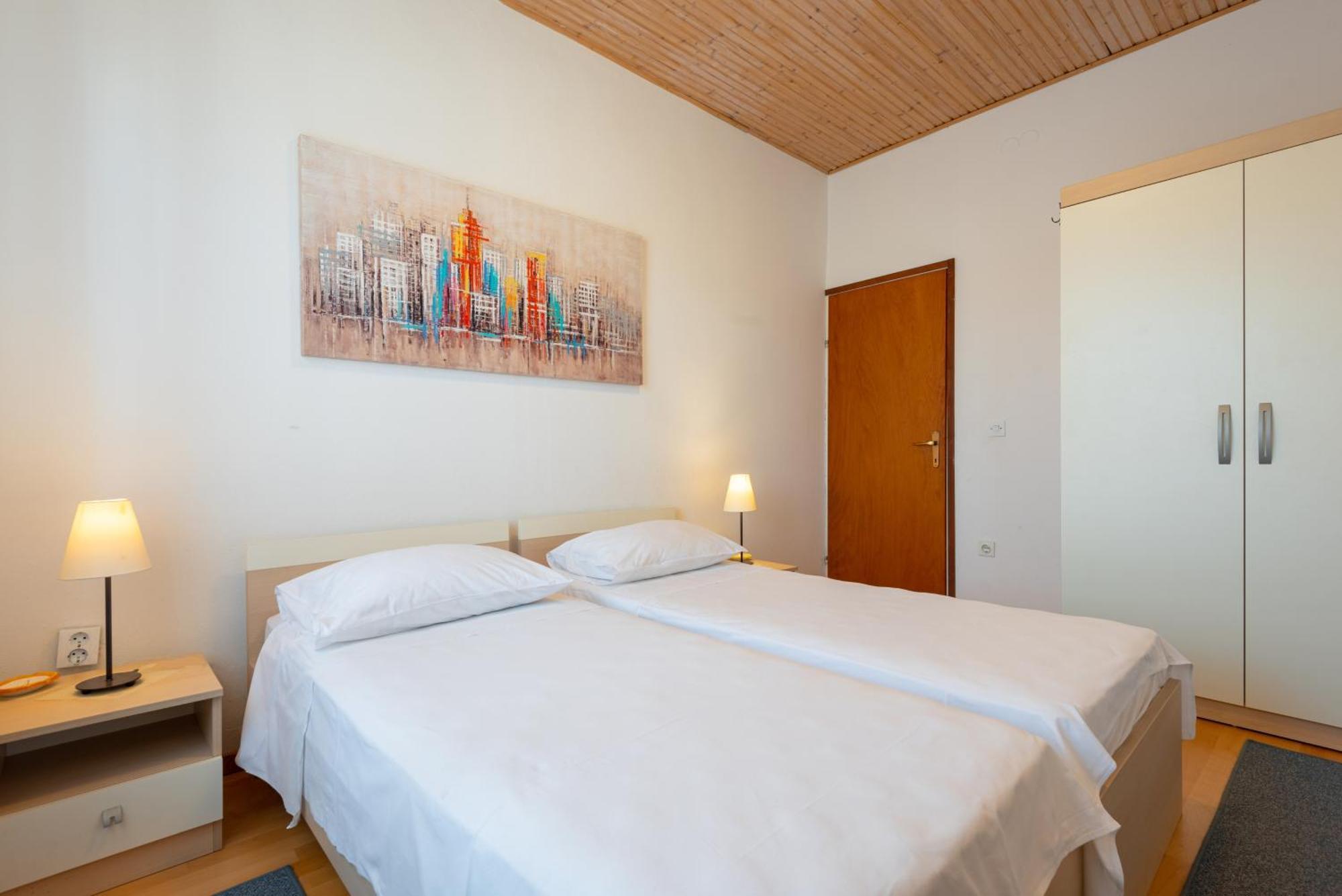Apartments By The Sea Jelsa, Hvar - 11319 耶尔萨 客房 照片